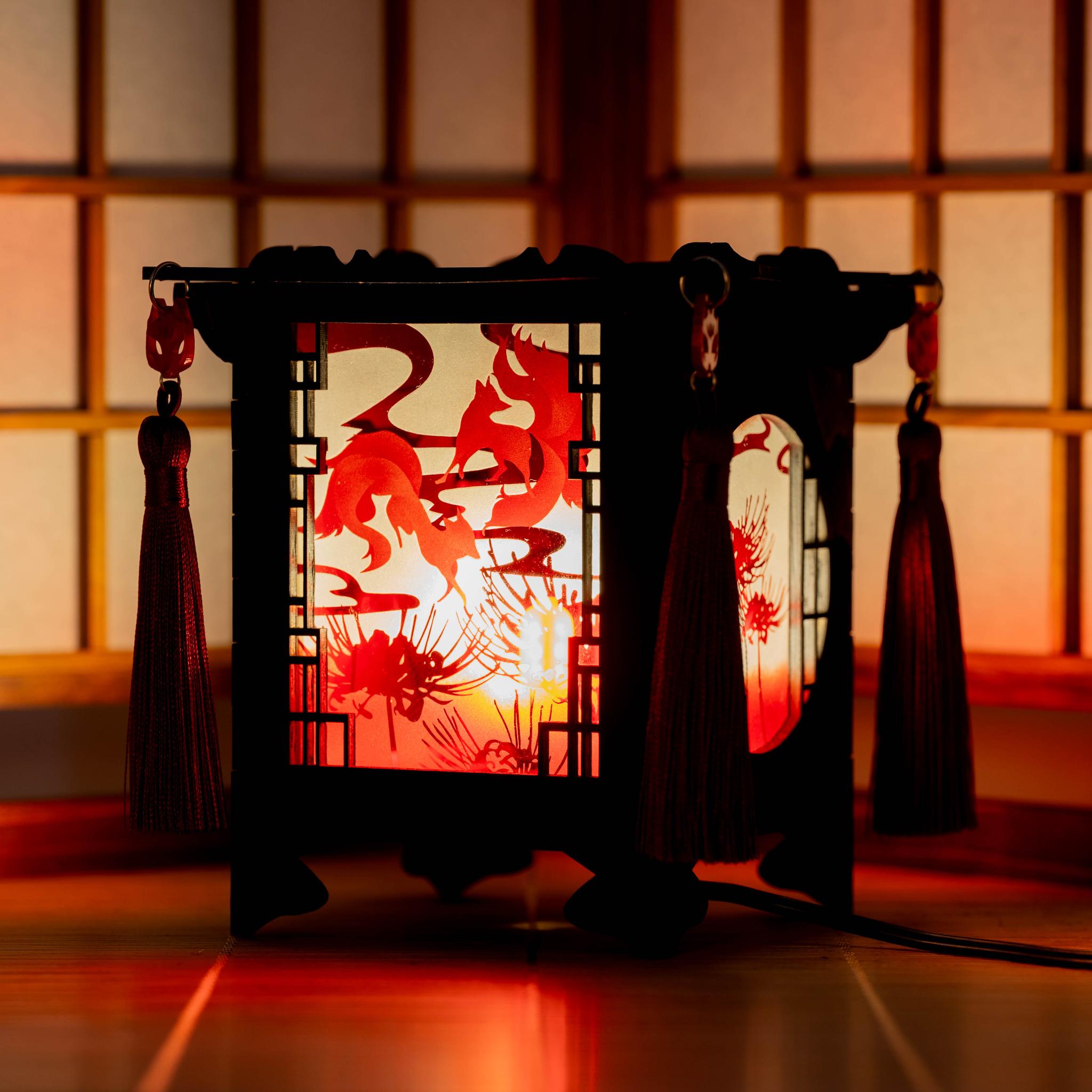 狐の行灯（赤） | 2枚目