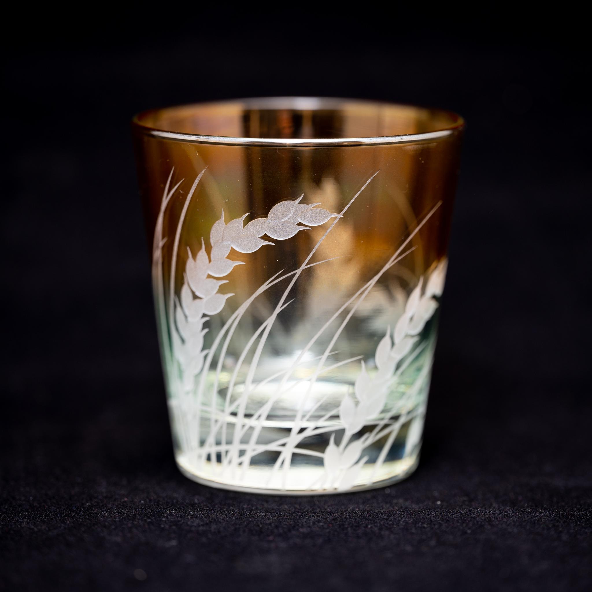 麦のグラス（アンバーグリーン）